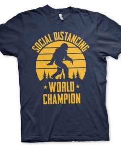 Mann Shirtstore | Social Distancing World Champion T-Shirt