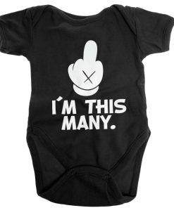 Barn Shirtstore | I'M This Many Baby Body Black